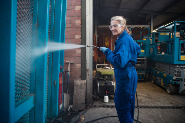 Best Oil and Grease Removal from Surfaces in Pioneer, CA